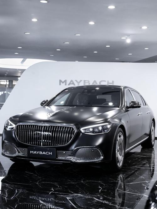 成都248岚图汽车的售后服务让用户无忧出行，迈巴赫未来的豪华车趋势